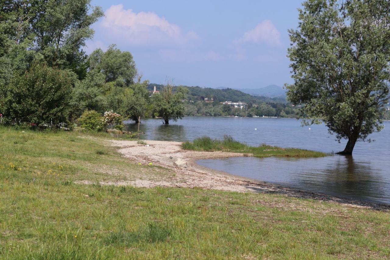 Casa Martina Leilighet Castelletto sopra Ticino Eksteriør bilde